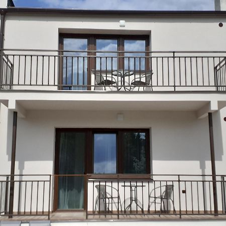 Valen Apartmany Valtice Buitenkant foto