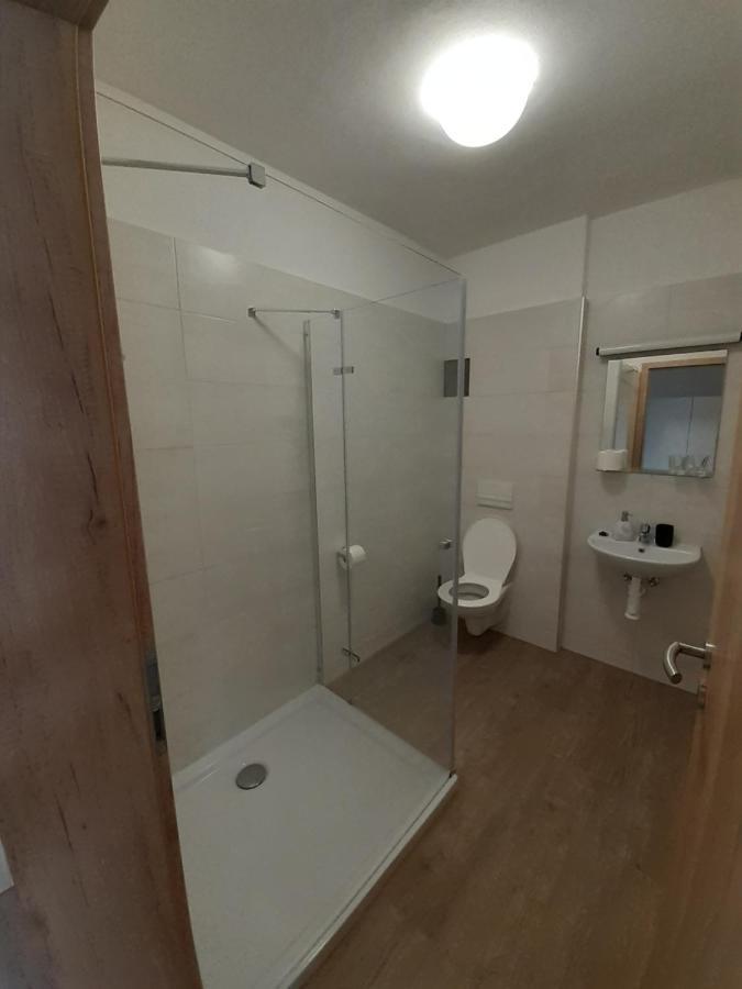 Valen Apartmany Valtice Buitenkant foto