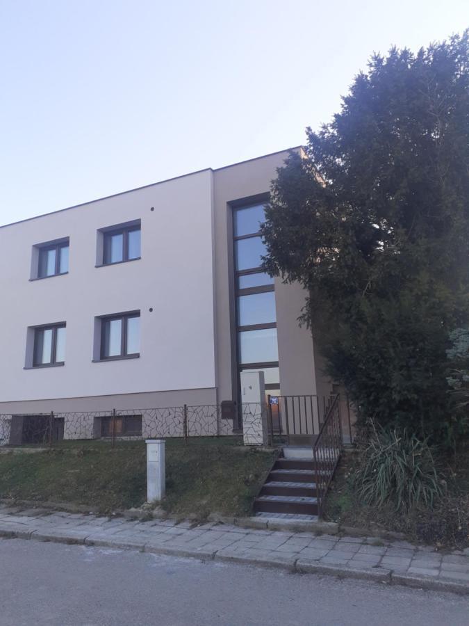 Valen Apartmany Valtice Buitenkant foto